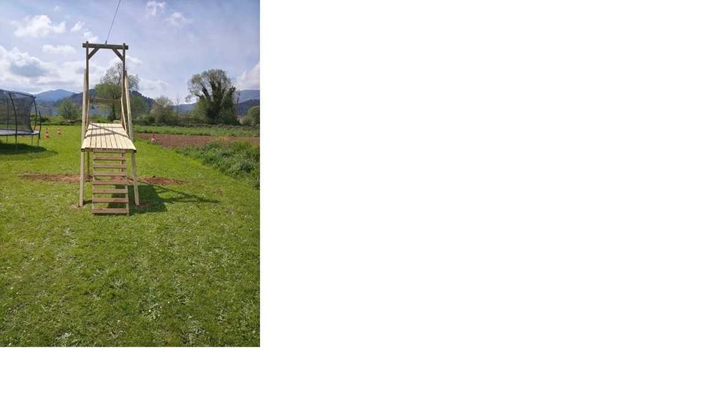 TIROLESA INSTALADA NO TEU JARDIM.