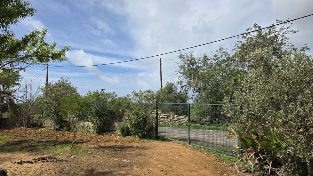 Terreno Rústico com Área Urbana – Estoi, Faro
Terreno rústico à venda