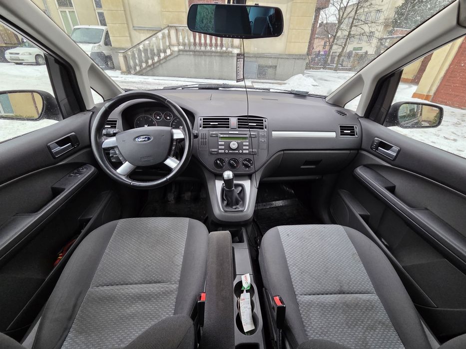 Ford C-Max 1.8 benzyna w fajnym stanie. 2 komplety opon. Niedrogo