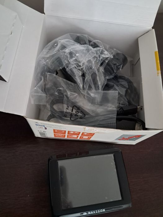 GPS Navigon 1420 europe 22435648356649553924