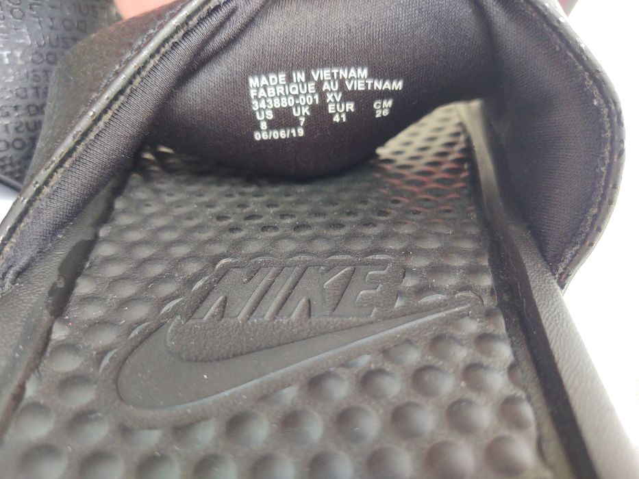 Klapki NIKE nr41 solidne