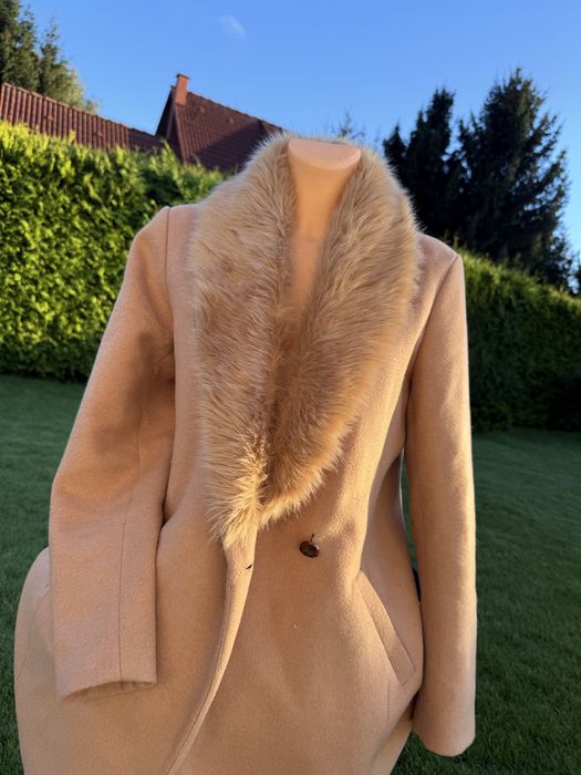 Płaszcz damski z futrem L/XL