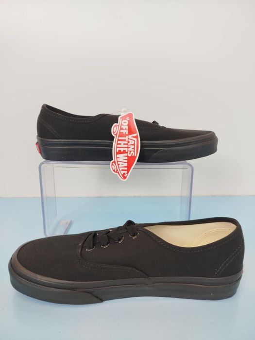 Trampki firmy authentic rozmiar 36.5