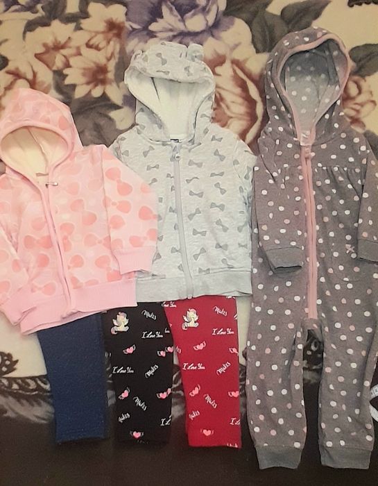 Теплий одяг на дівчинку.Кофта,штани,кігурумі-чоловічок 1,5-2 рочки.