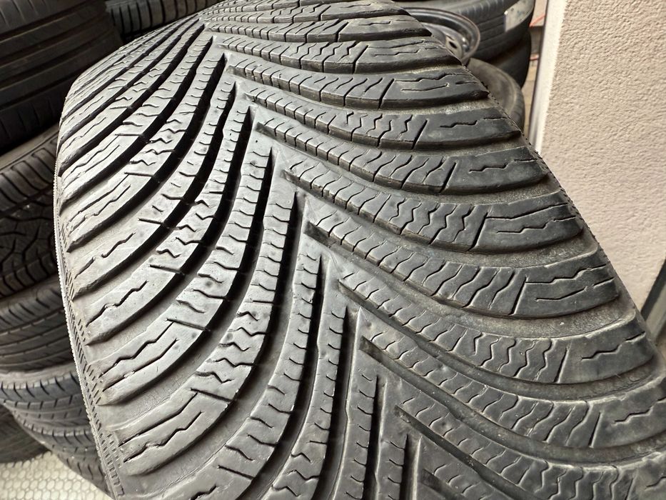 205-55 R16 94H Michelin Alpin 5 4шт