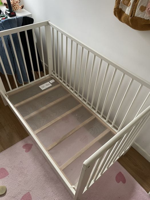 Berço IKEA usado