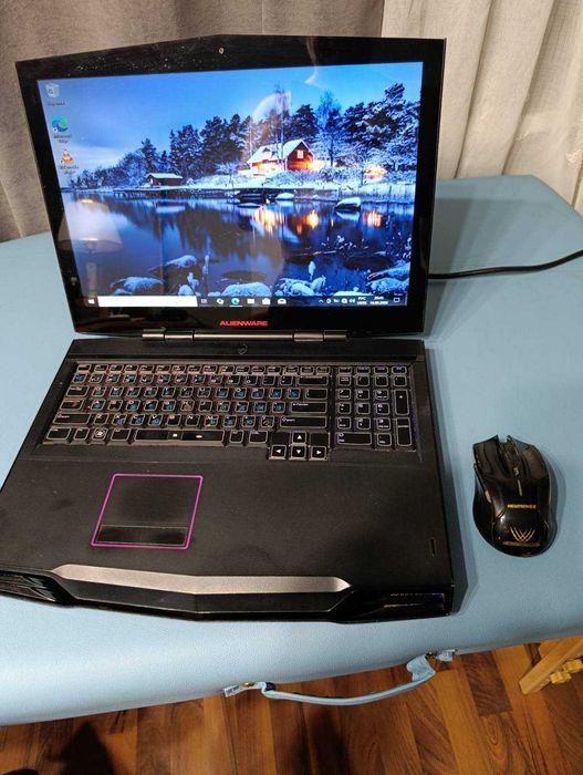 Продається легендарний ігровий ноутбук Alienware M17x
