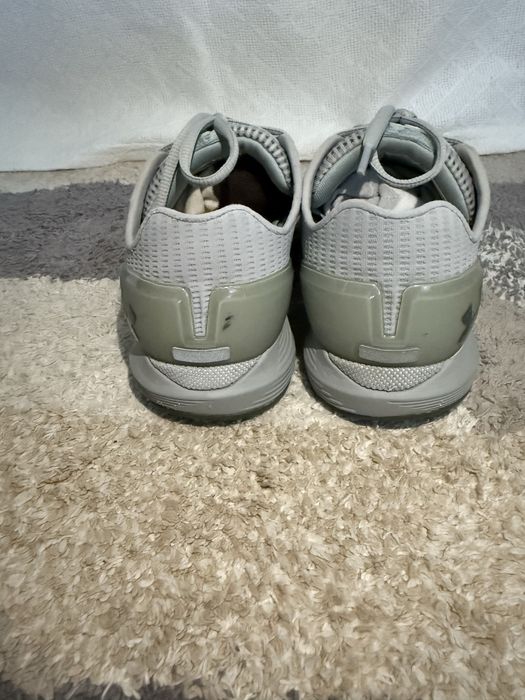 Under armour 38.5