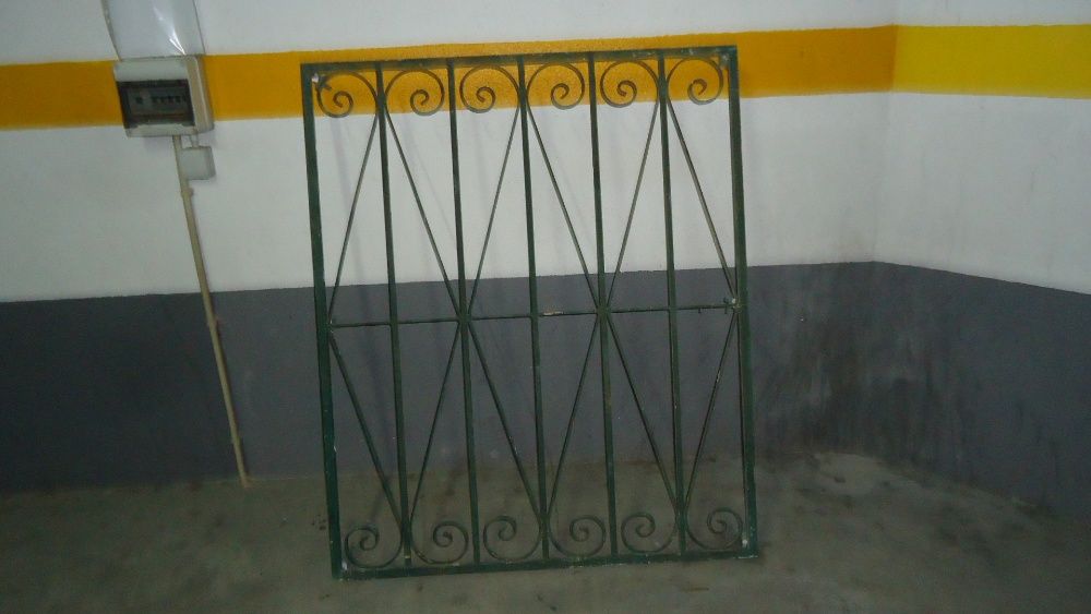 Grade em Ferro 120 cm x 100 cm