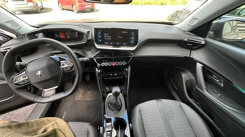Peugeot 2008 BlueHdi Allure