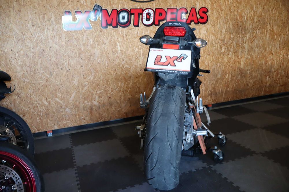 Honda CBR 650 F 2015 para vender por peças.