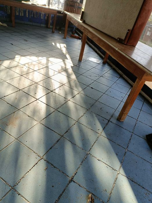 Mesa para sala ou convivios