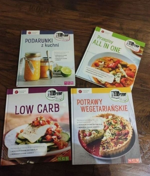 Zestaw 4 nowych książek kucharskie monsieur cusine