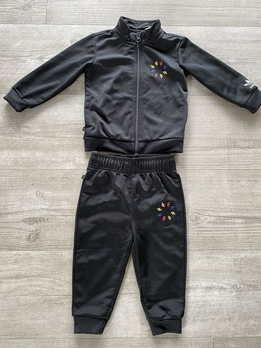 Dres dla dziecka Adidas