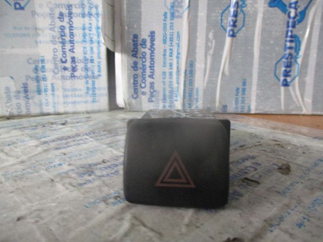 Botão / interruptor 4 piscas HYUNDAI Santa Fé I (SM)