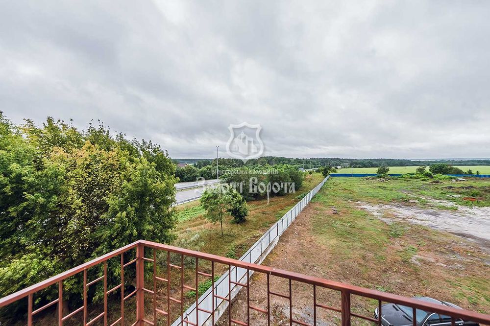 Ресторанно-готельний комплекс, 574 м2, 12 соток. пгт Калиновка
