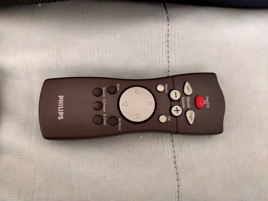 Philips Multimedia Projector with Remote Control | As New430050300459100162