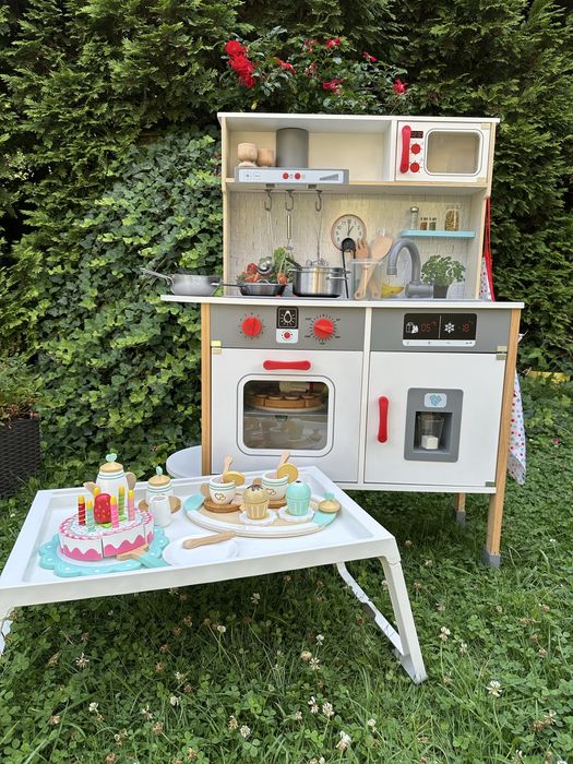 Kuchenka dla dzieci i akcesoria kuchenne