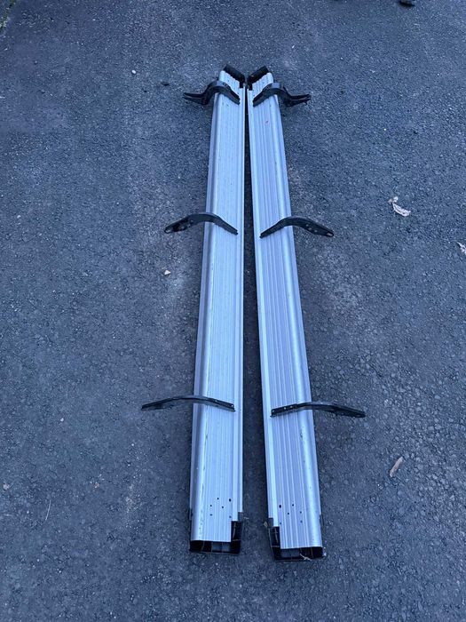 Progi stopnie przeznaczone do Toyota Hilux 2006-2015