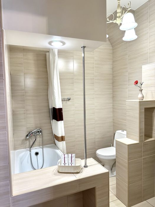 NAVIT апартаменти з кавомашиною в центрі, вид на Драматичний театр.