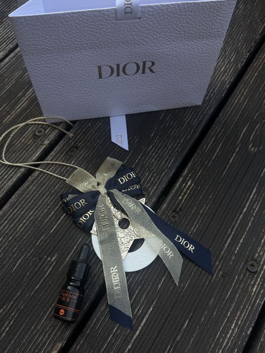 Zawieszka zapachowa do samochodu Dior