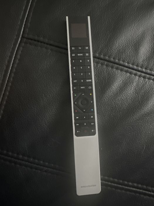 Pilot Beoremote one Bang Olufsen