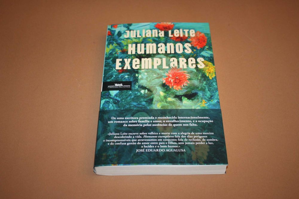 ' Humanos Exemplares // Juliana Leite