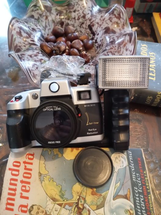 Máquina fotográfica nova