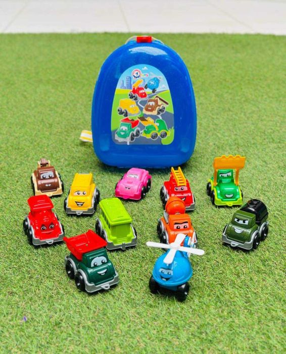 Рюкзачок з машинками 11 штук, набір машинок для вулиці