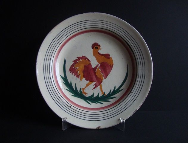 Prato antigo em faiança portuguesa, decoração Galo