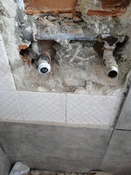 Manutenção e Remodelação de Casa e Apart_os/Luz, Água,  Azulejos,  etc