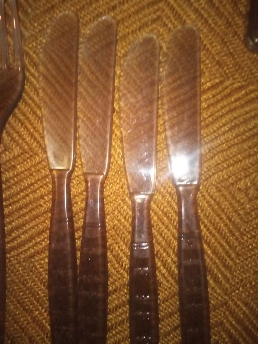 Vintage picnic set with 30 pieces. Read description64751688553730125