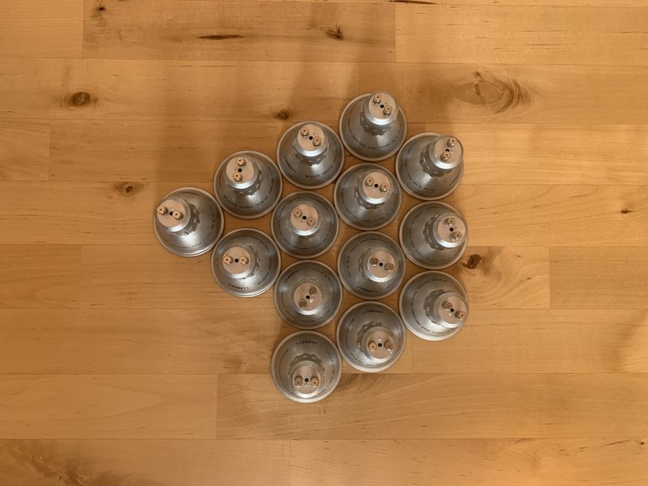 2.5€ 14 Lâmpadas GU10 3000K 200lm 2.5W