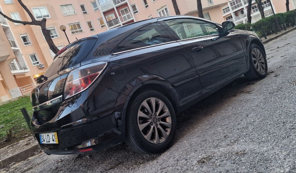 Opel astra gtc 1.7cdti 2010