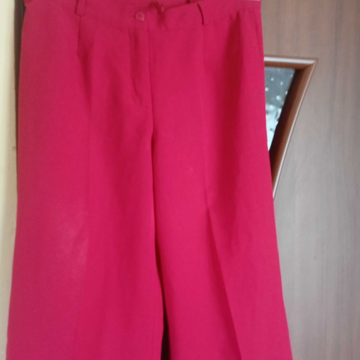 Spodnie czerwone okazja 38,40