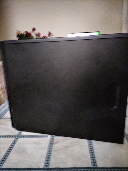 Gaming tower, used, in good condition64286194423425123