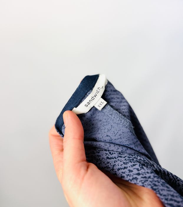 Granatowa sukienka z dekoltem V XXL 44