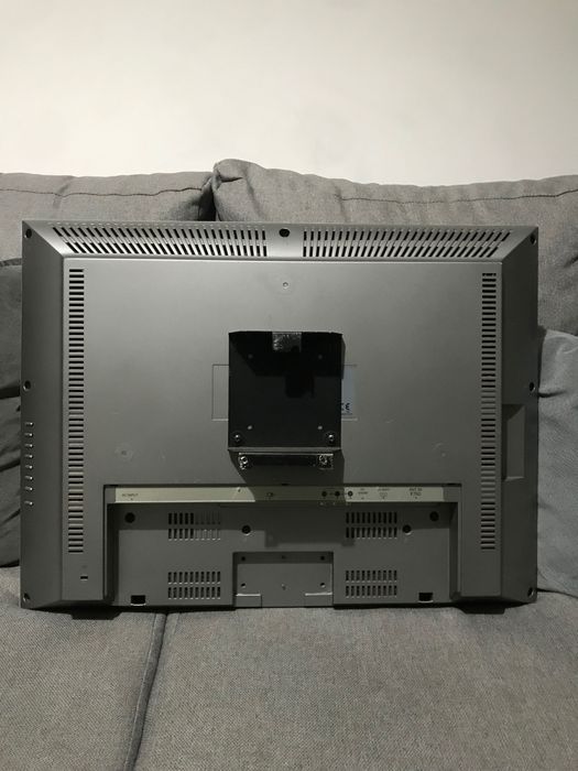Televisão LG 16”