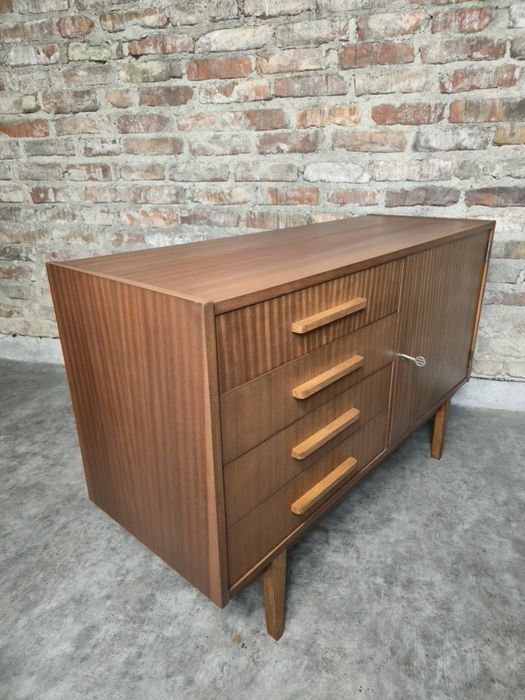 Komoda vintage prl Violetta po renowacji