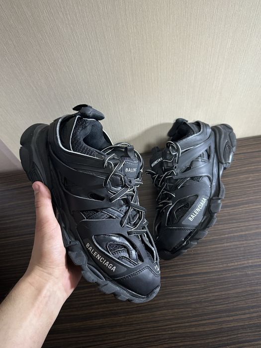 Balenciaga Track