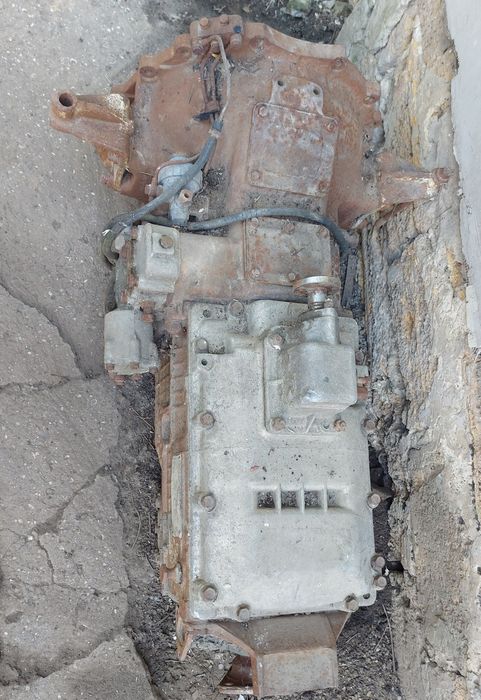 Коробка передач с делителем КАМАЗ