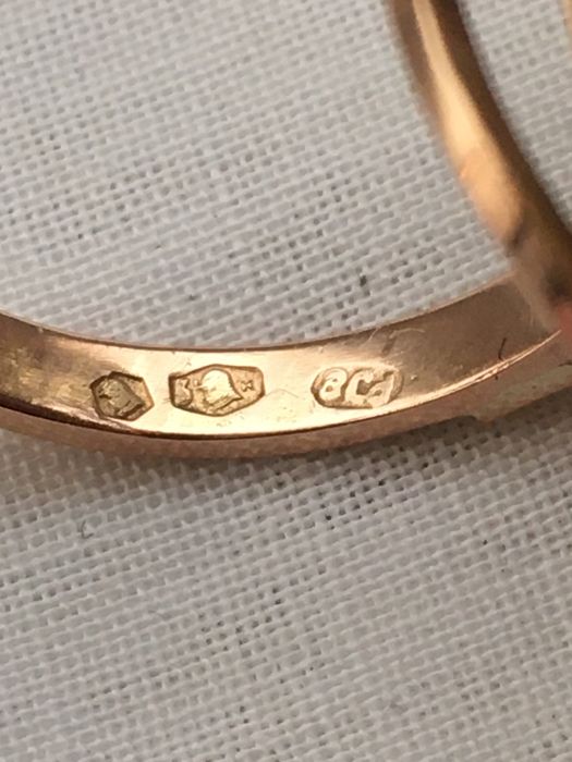 Pierscionek 14 k złoty PRL piękny kamień chalcedon.