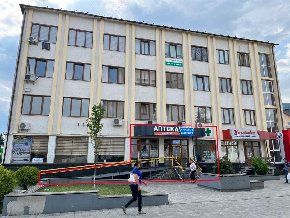 Оренда комерційного приміщення в центрі м.Тячів