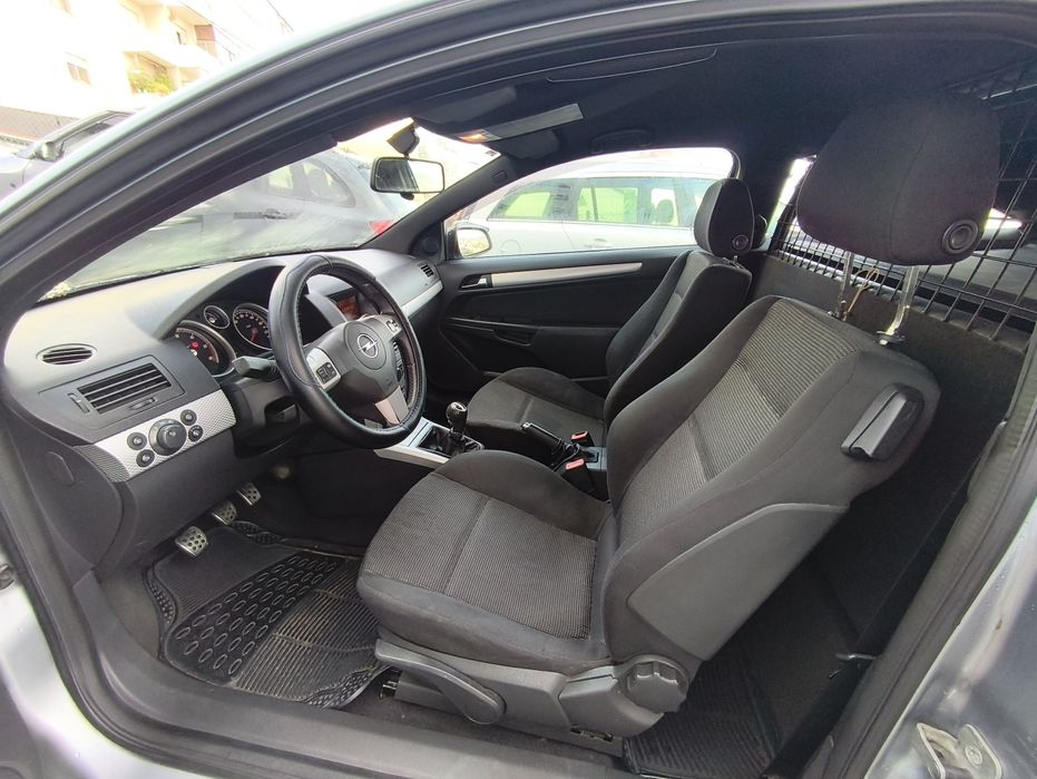 OPEL ASTRA GTC 1.3 cdti