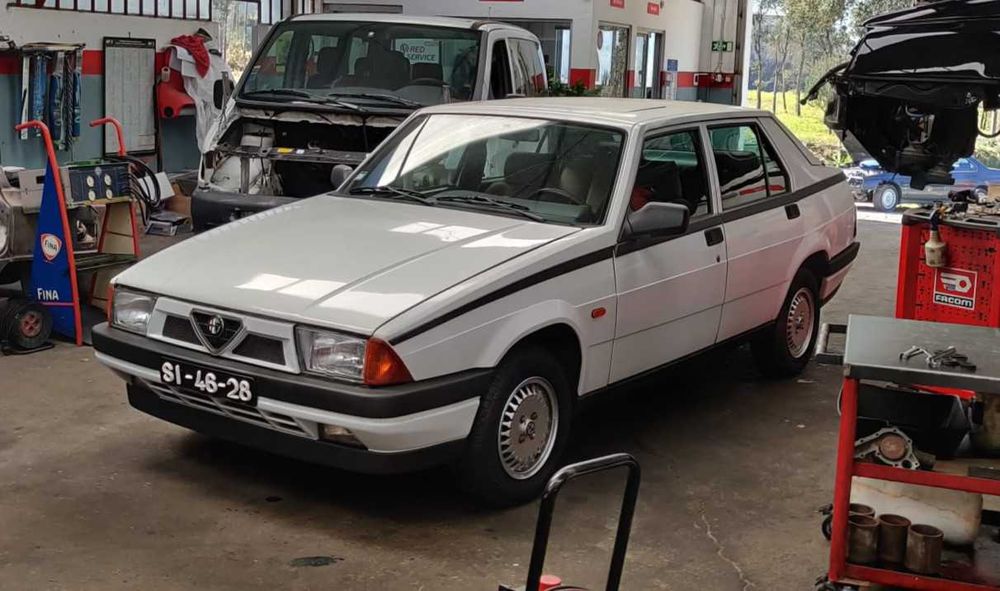 Alfa Romeo 75 1.6 carb