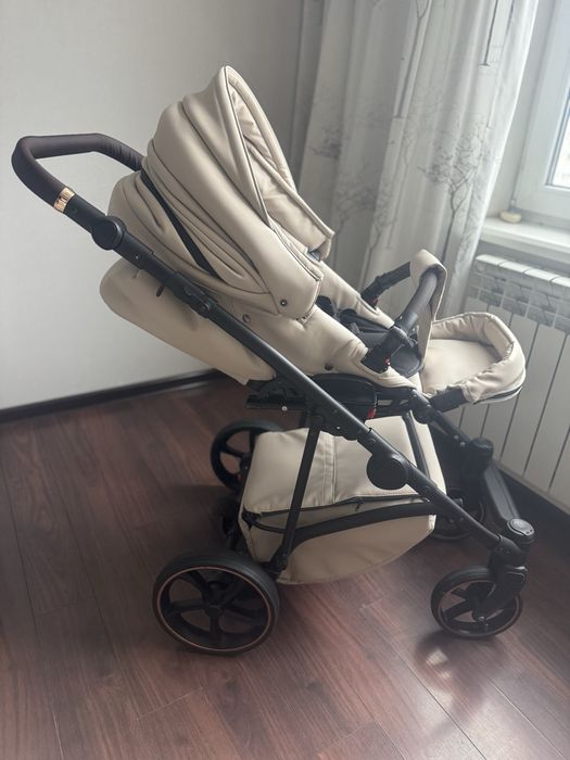 Продам коляску Baby Pram Bailey в ідеальному стані