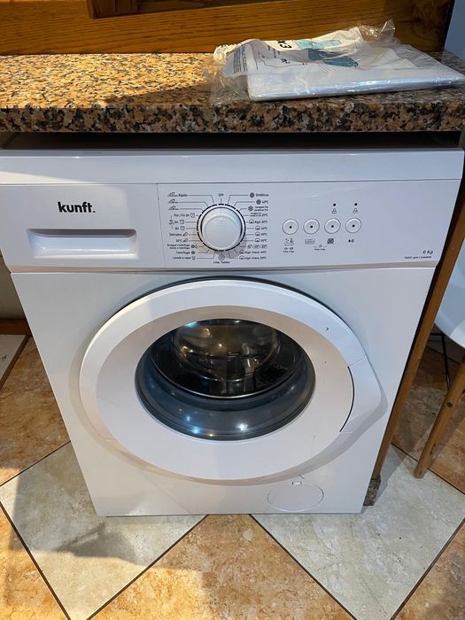 Máquina de Lavar Roupa KUNFT