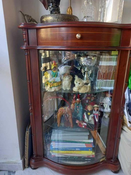 Móvel Aparador Mogno