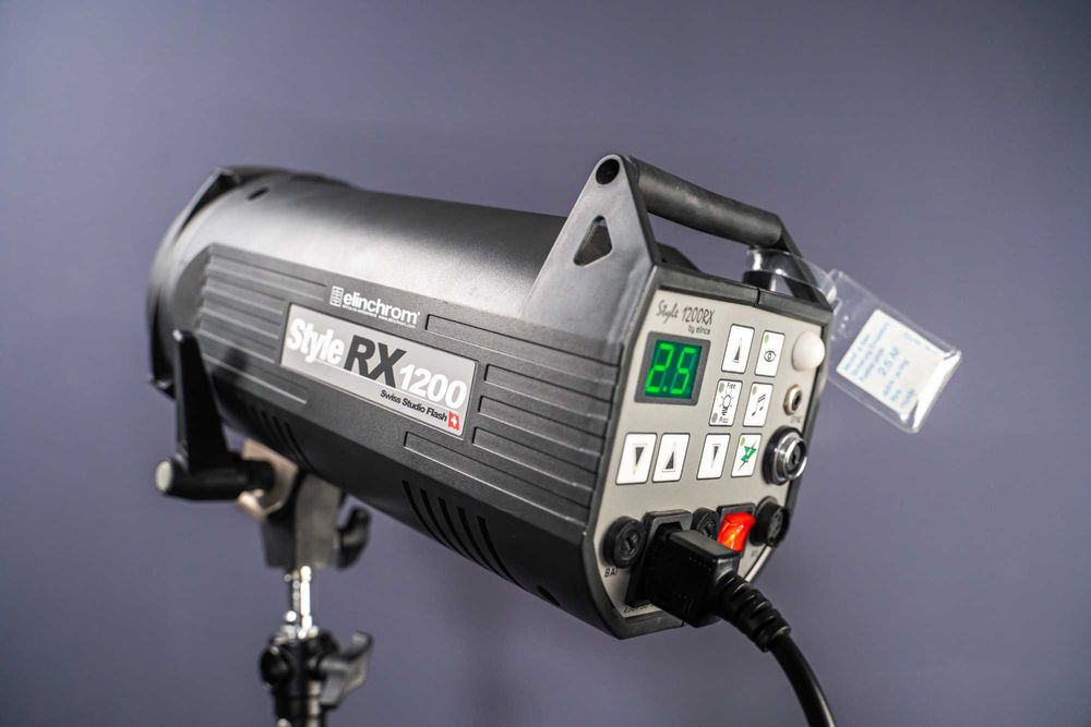 Flash de estúdio Elinchrom Style RX1200