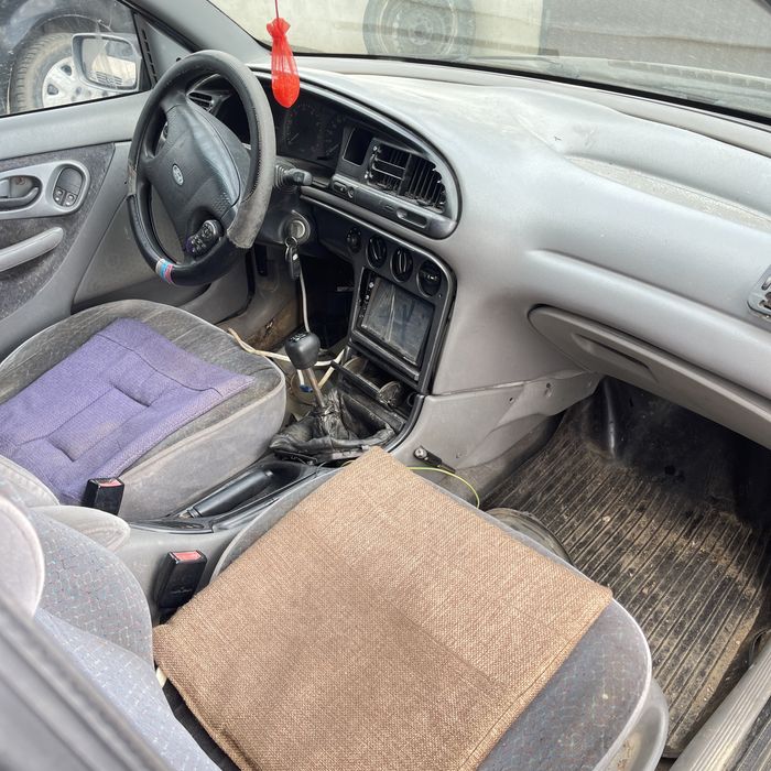 Форд Мондео 1 крило двері